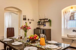 Casa Aloma by Hireavilla - 3BHK Portuguese Style Villa with Pool, Assagao
