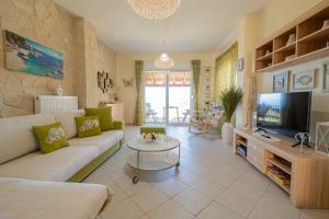 Eternal View Villa by RentalsPro - Ηanioti Halkidiki