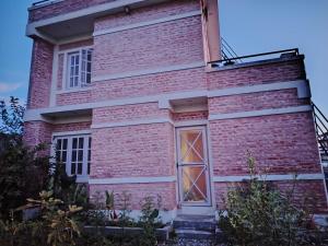 A small house with space to farm