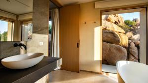 Luxury Villa with unmatched view and Sea-Fall Pool img27