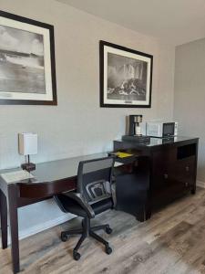 Big Bird Inn Wawa, SureStay Collection by Best Western