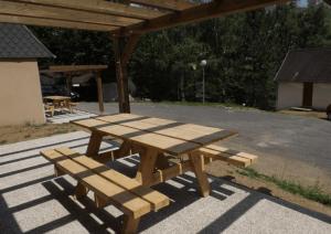 Appartements Gite 5 Vacances en Auvergne Gite au Puy Mary avec Activites de Plein Air : Appartement 2 Chambres