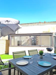 Maisons de vacances Le Relais 19 centre bourg T4 100m2 - 4min a Puy duFou : photos des chambres