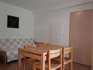 Gîte 20 PMR - Confort et Accessibilité au Cœur du Parc des Volcans d'Auvergne - Le Falgoux