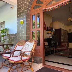 Jungle Castle - Thirunelli