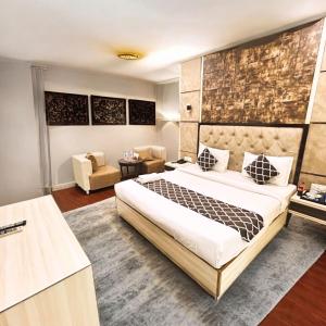 Hotel Almora Near Terminal 3 Delhi Airport With - Free Airport Pickup