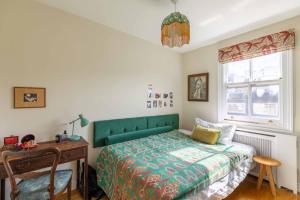Charming Portobello Road Apartment - Pass the Keys
