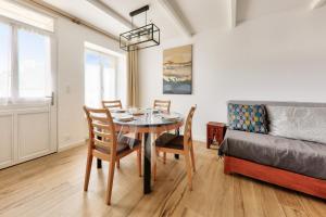 Petite Maison pour 2 dans le bourg de Sarzeau