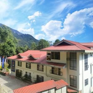 Kunden Fortune Resort Gangtok Near MG Marg