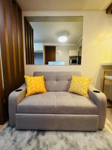 Modern Makati Condo with Balcony & Cityscape Views