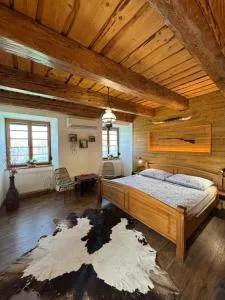 Steak Restaurant Penzion Country Saloon - Předslav