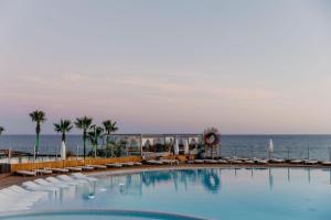 Celestial Blue Vale Do Lobo