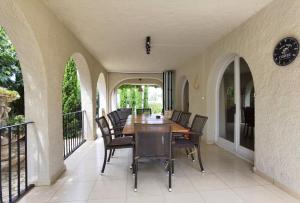 LEON INMO Villa Royal - 10500