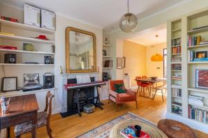 Charming Portobello Road Apartment - Pass the Keys