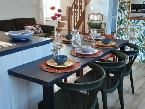Maisons de vacances Chez Simone - Charming cottage - Ideal for 6 people : photos des chambres