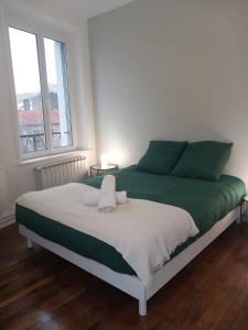 Bango, Art et élégance, Proche Centre Ville