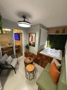 Refúgio romântico com Jacuzzi só sua! Espumante de cortesia! - Salto de Pirapora