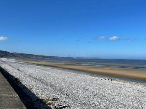 Golden Sands 8 berth cosy caravan