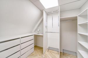 Amazing apartments 2 x free parking x 24x7