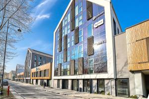 Amazing apartments 2 x free parking x 24x7