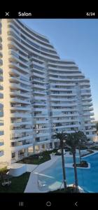 Appartement avec vue piscine