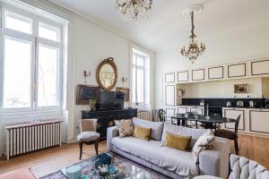 Élégance et Luxe au Cœur de Bordeaux-Quinconces