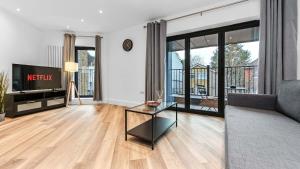 JD Apartments Skyview 1BR