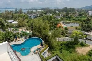 3BR Suite Surin Beach Phuket - Near 2 beaches - Ban Lum Fuang