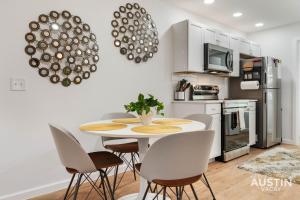 Near BBQ, Coffee More in Brentwood Pet-Friendly 2BR 1BA Condo By Austin Vacay