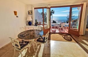 Carabeo 36 Solecito Seaview Apartment