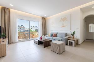 Respire modern house near sea
