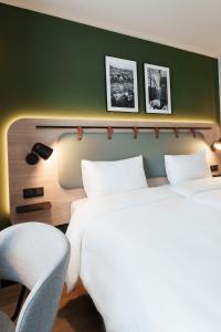 Hotels Campanile Paris Ouest - Nanterre - La Defense : photos des chambres