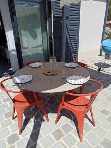 Maisons de vacances Maison au calme a la campagne PERIGNY HOUSE : photos des chambres