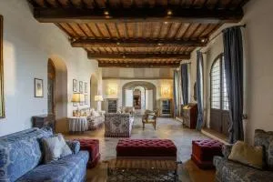 Castello di Montemasso - Linari