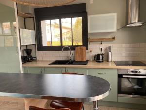 Maisons de vacances Charming house - Grand Village Plage : photos des chambres