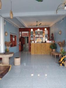 Naughty Boy Hostel Thakhek