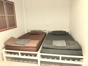 Naughty Boy Hostel Thakhek