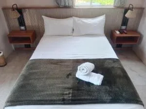 Apart MCKELLER - Cueva de Morgan