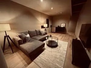 THE KAKU NARA Gin - 宇陀市