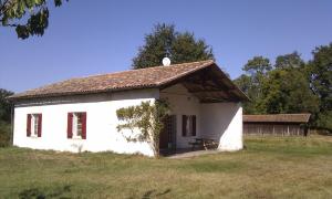Maisons de vacances Ancienne ferme landaise en pleine foret : photos des chambres