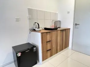 Holiday like a King and Queen Close to KLIA2 FREE GIFT - Kampong Melot