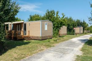 Campings Camping Le Plan d-Eau : photos des chambres