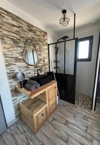 Villa de Baluffe - 3 bedrooms, pool, parking