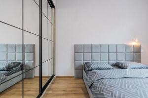 Апартаменти 3-кімнатні, метро Університет