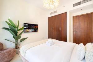 Splendid 2BR Burj Khalifa & Fountain view