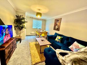 4 Bedroom House - DISC0UNTS - Parking, Contractors, Group, Family