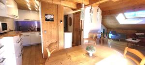 Appartement 2 chambres sur les pistes de skis, au calme
