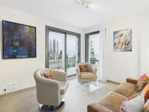 Chez PAM - appartement de standing, vue Léman - Larringes