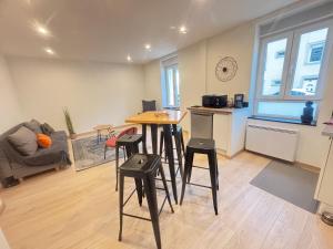 Appartements Marechal 1 Parking 4 Couchages : photos des chambres