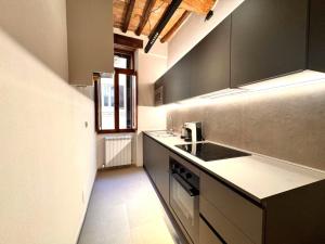 Modern Pendola Near the Duomo